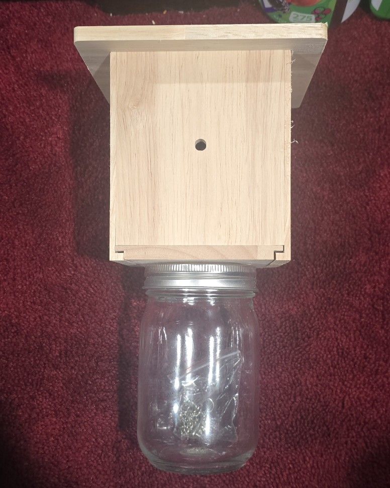 CARPENTER BEE TRAP