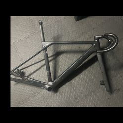 Canyon Ultimate CFR Di2 Frame, Top of the line model