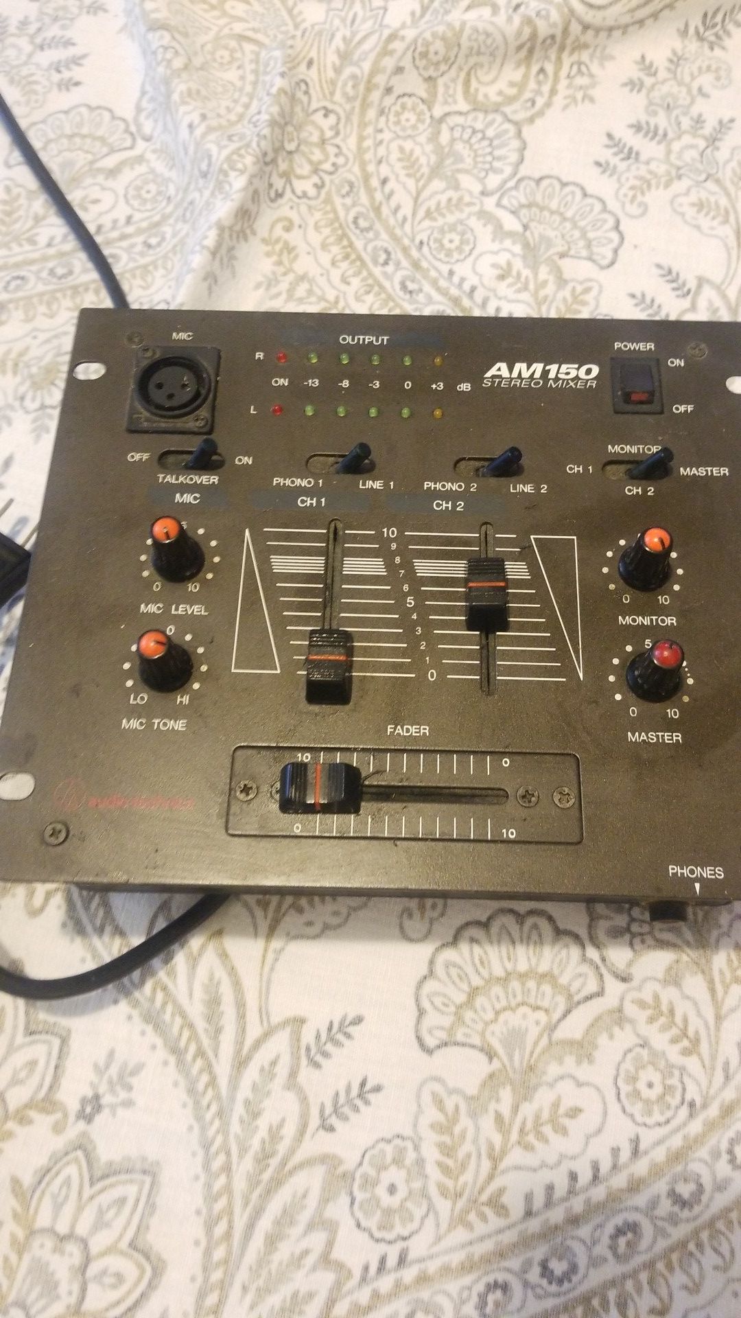 AM150 STEREO MIXER