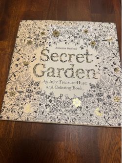 Johanna Basford Secret Garden An Inky Treasure Hunt and Coloring Book