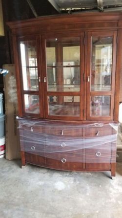 Beautiful China Cabinet 