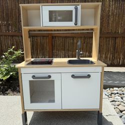 IKEA Kids Kitchen - DUKTIG