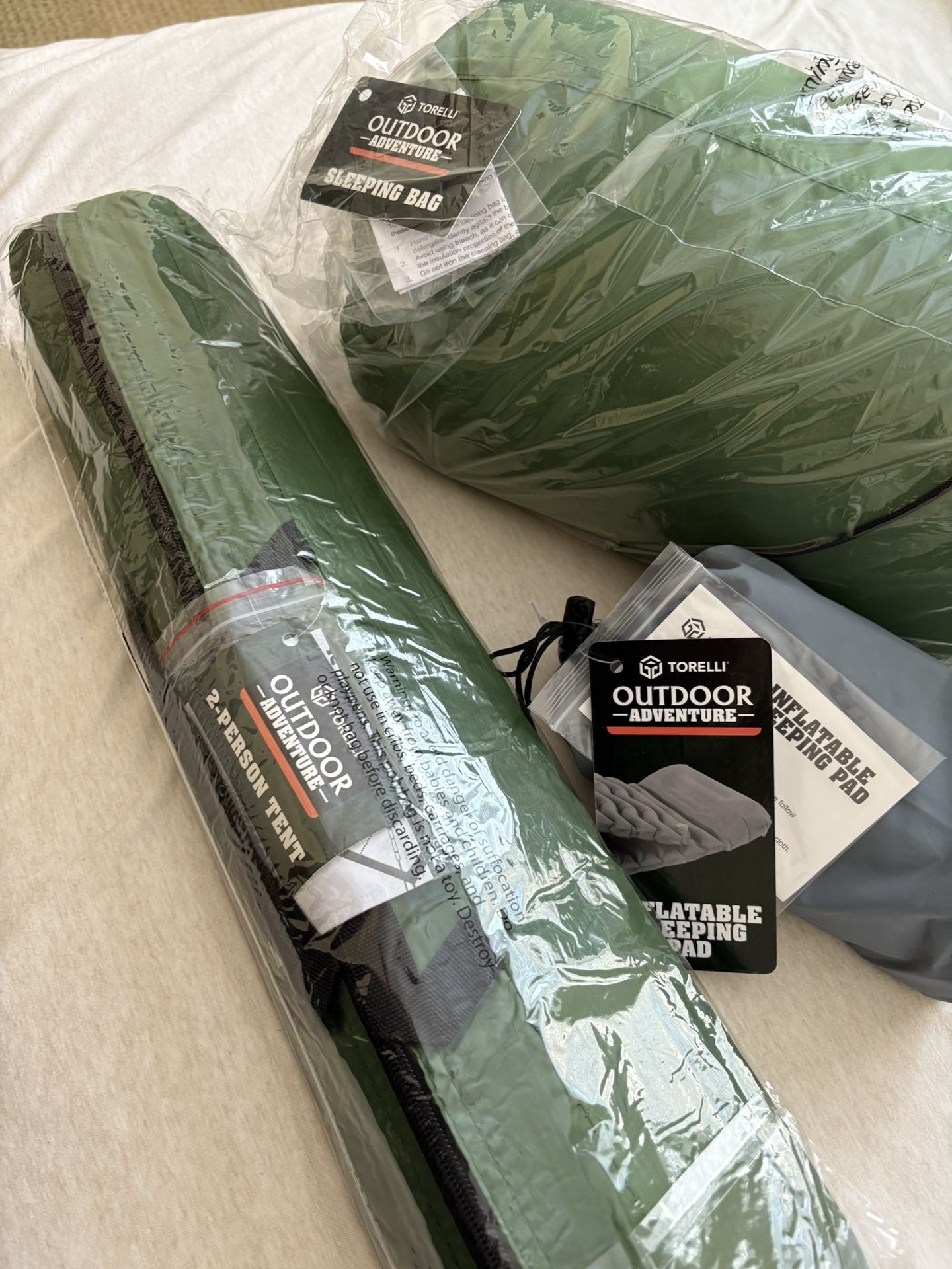 Tent, Sleeping bag & pad *New*