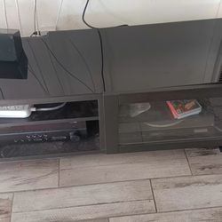 Entertainment center