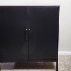 Metal Storage Cabinet with Adjustable Shelves, Steel Buffet Sideboard for Entryway, Living Room, Dining Room, Kitchen, Office, Bar

Height 35.5 in
Wid