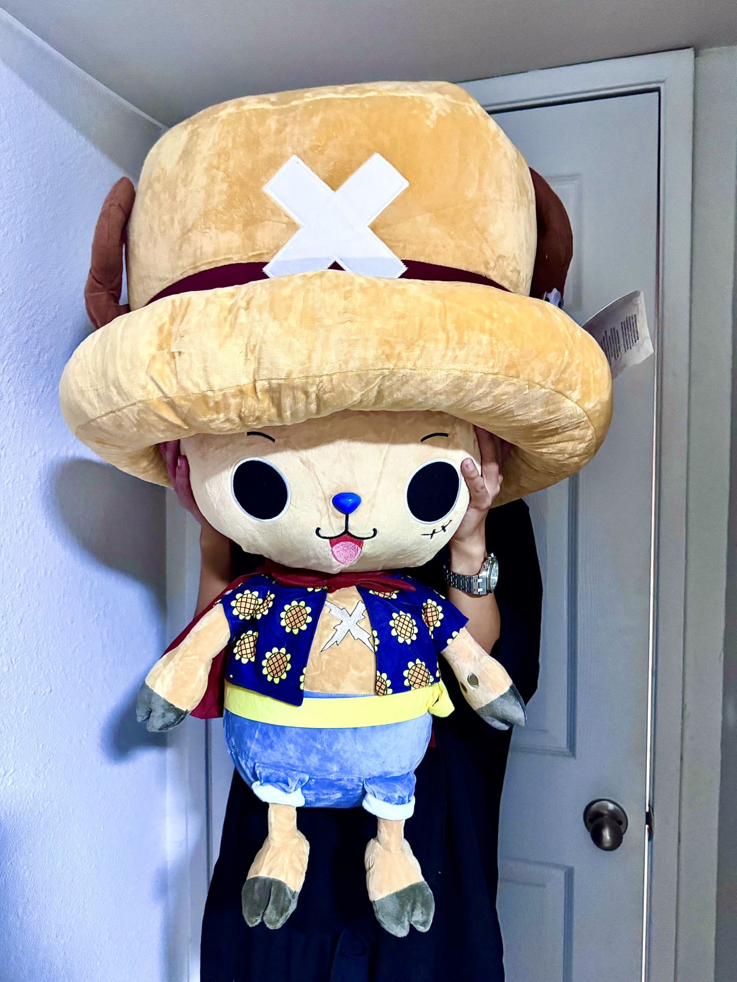⭐️ Round1 Exclusive Giant Chopper Plush (Brand New with Tag)