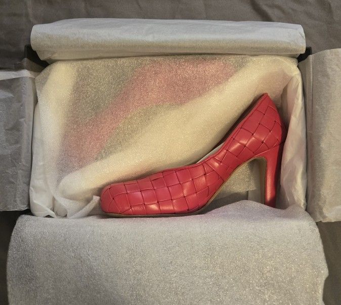 Bottega Veneta women shoes