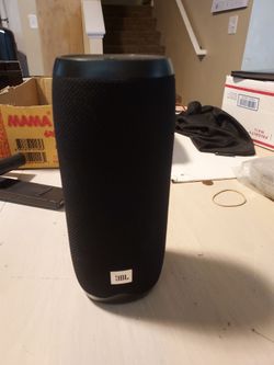 JBL bluetooth speaker