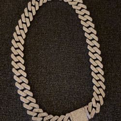 20" VVS Cuban Link Chain