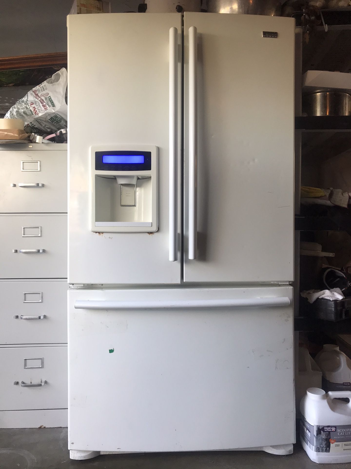 Kenmore white refrigerator bottom freezer
