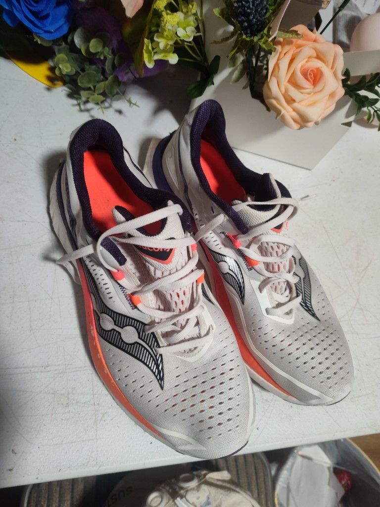 Saucony Choes