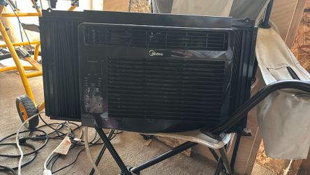 8000 BTU Midea A/C unit
