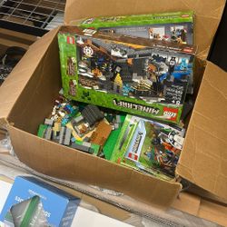 Lego Minecraft lot