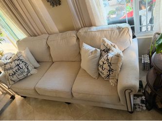 Sofa & Loveseat