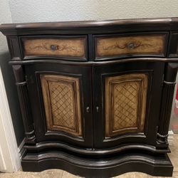 Hooker Furniture Tri-Tone Serpentine Accent Cabinet
