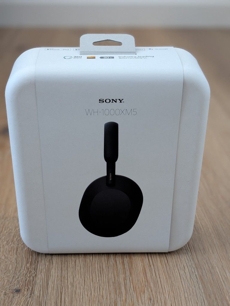 Sony WH-1000XM5 Black Headphones New