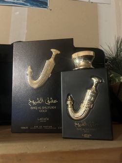 Lattafa Pride Isha Al Shuyukh Gold