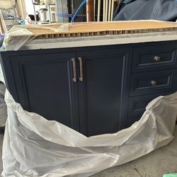 New Bathroom Vanity