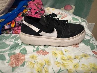 Nike shoes