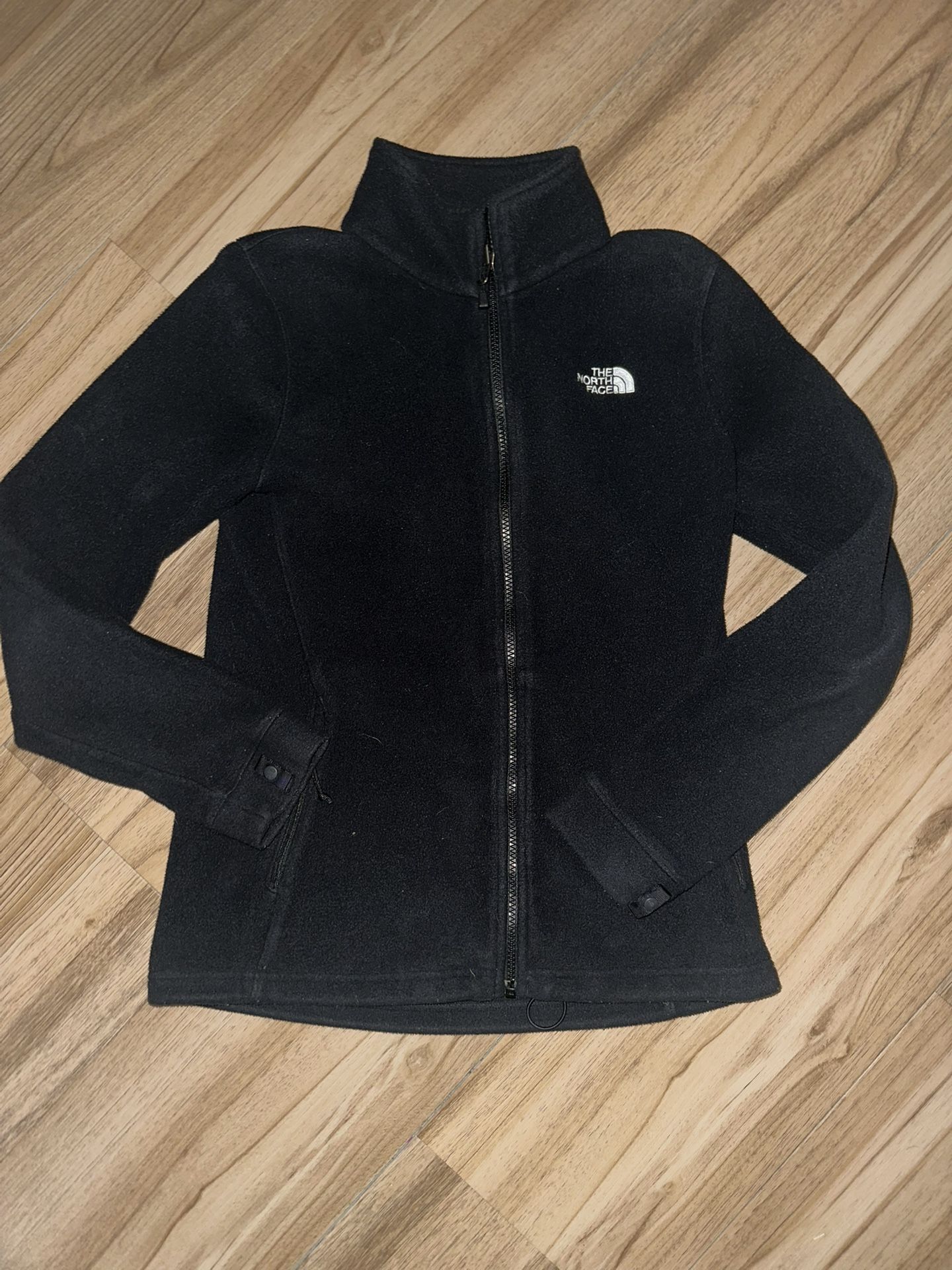 The North Face Women’s Full-Zip Fleece Jacket – Black (Size S/P)