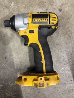 Dewalt DC825 18V 1/4 Impact Driver