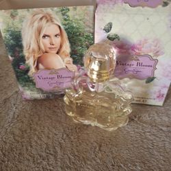 Jessica Simpson Perfume
