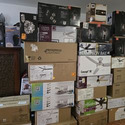 (Tengo Abanicos Nuevos De Lujo De Control Negros & Blancos De $75 A $99 & Los Xlg $125 
