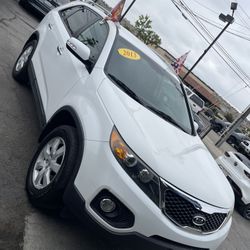 2013 KIA SORENTO 3 ROWS 