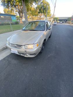 2000 Toyota Corolla