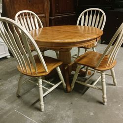 Off White / Wooden Kitchen Table with 4 Chairs