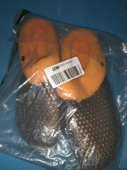 men's slippers / pantuflas para hombre