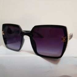 Black Square Glasses 