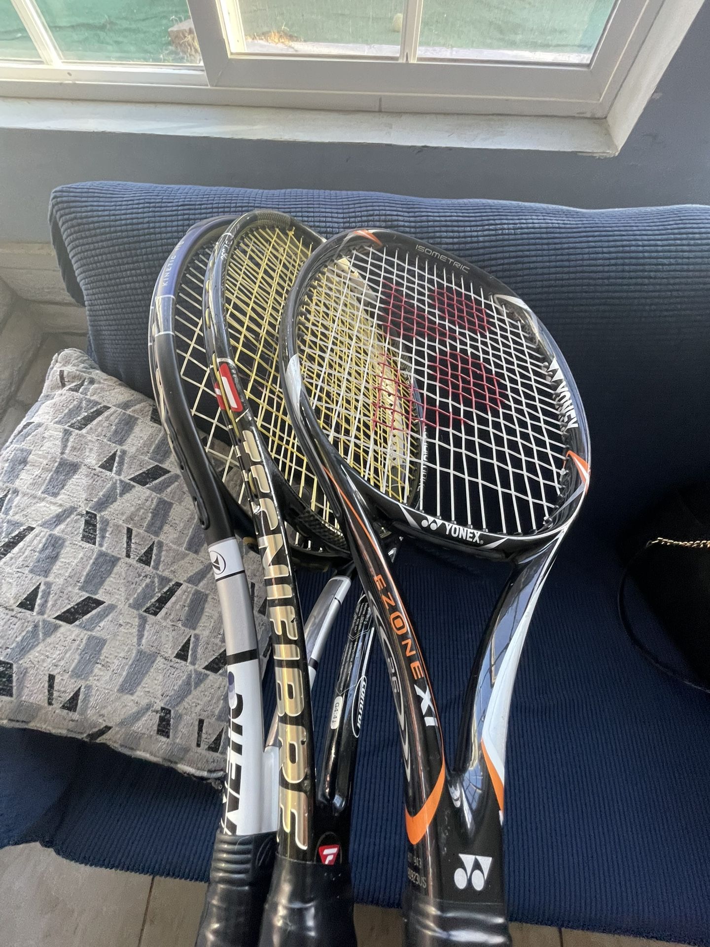 Yonex.. Techifibre .. Kennex ..tennis Rackets