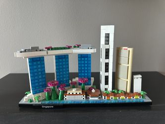 Lego Singaporean Skyline Set - Limited Collector Edition