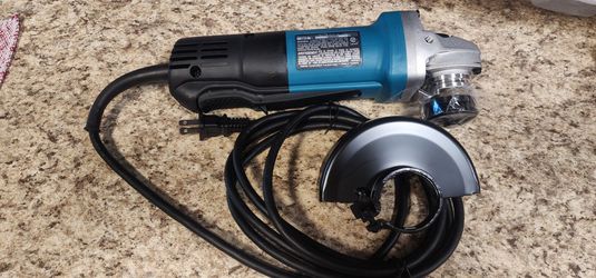 Makita grinder new