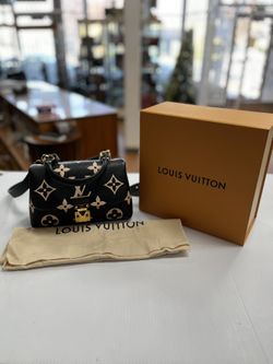 MADDELEINE EMPREINTE LOUIS VUITTON WOMANS HANDBAG IN GOOD CONDITION, WITH DUST BAG AND BOX, ENTRUPY VERIFIED