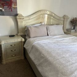 Queen Bed
