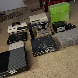 Game consoles working