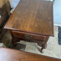 Antique Queen Anne Side/end Table 
