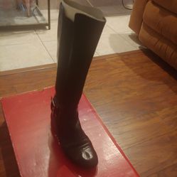 Black Boots
