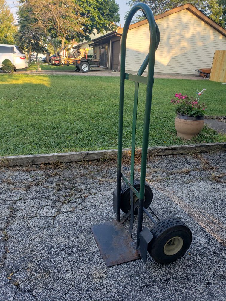 Moving Dolly hand truck for heavy loads, tires good