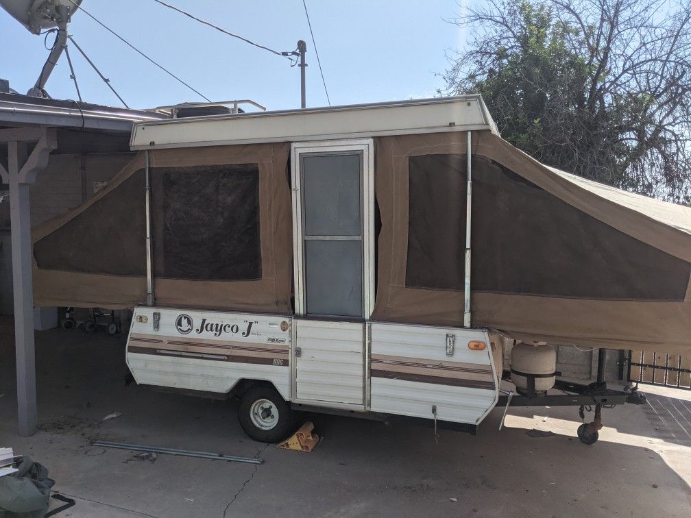 Jayco "J" Pop Up Camper Trailer