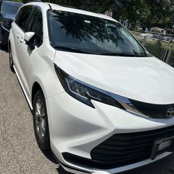 2021 Toyota Sienna