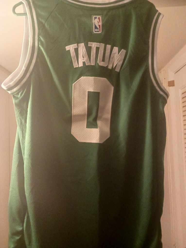 Jayson Tatum Boston Celtics Jersey for Sale in Phoenix, AZ - OfferUp
