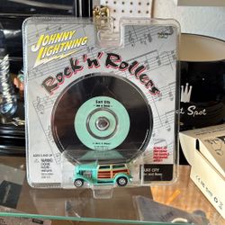 Johnny lightning rocking in a rollers surf city