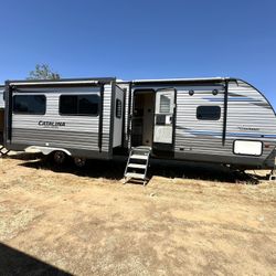 2019 35FT 2 AC 2 Rooms 2 Bańos 