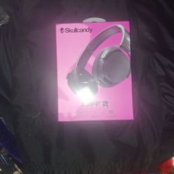 Riff 2 Wireless Headphones.