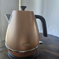 De'Longhi Kettle