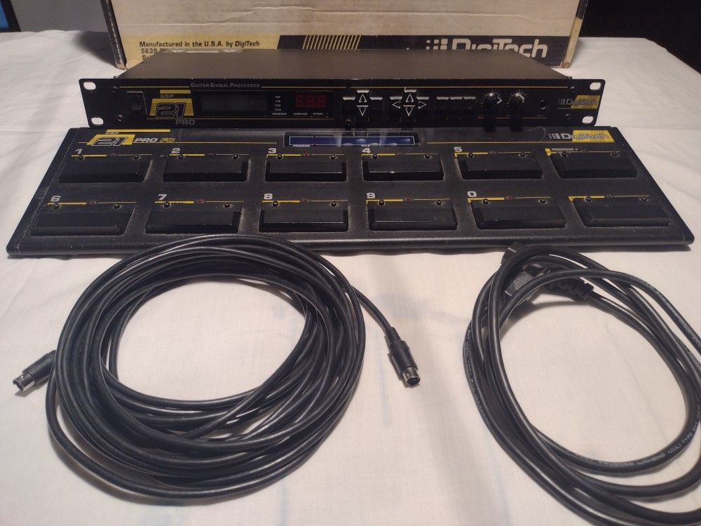 DigiTech GSP 21 Pro Guitar Effects Processor w/ Pedal Board