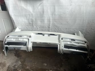2025 Infiniti QX80 Rear Bumper Oem used